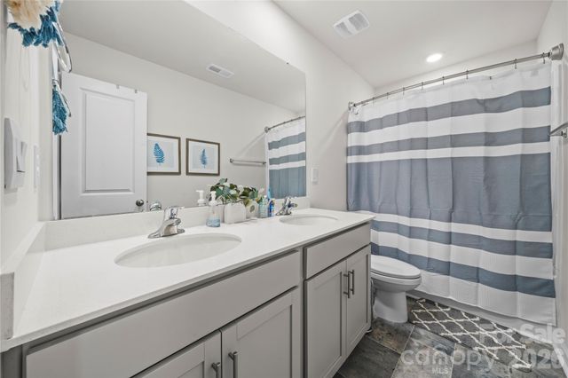 7549 Stonehouse Drive, Gastonia, NC 28056