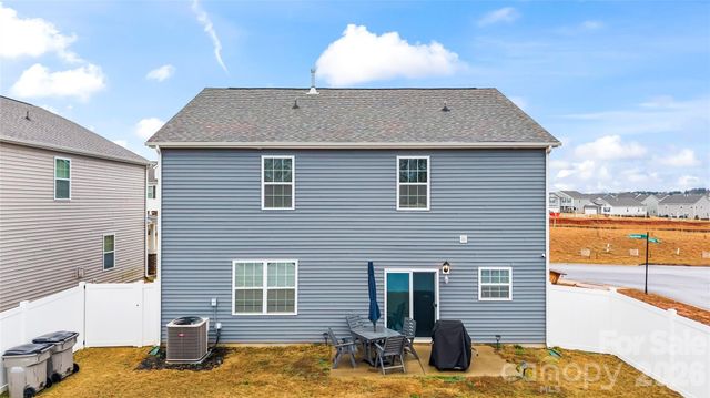 7549 Stonehouse Drive, Gastonia, NC 28056