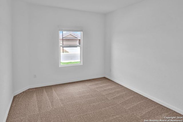 2716 SIERRA CHICAS LN, Seguin, TX 78155