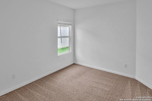 2716 SIERRA CHICAS LN, Seguin, TX 78155
