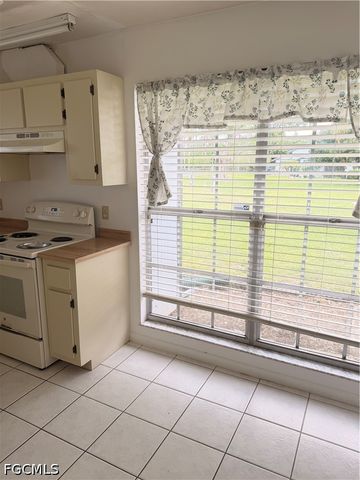 10554 Quincy CT, Lehigh Acres, FL 33936
