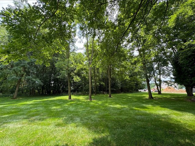 10565 Pierport Drive, Portage, MI 49024