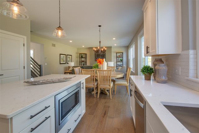 10565 Pierport Drive, Portage, MI 49024