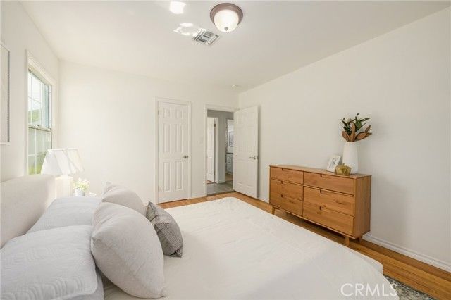 17256 Lemay, Los Angeles, CA 91406