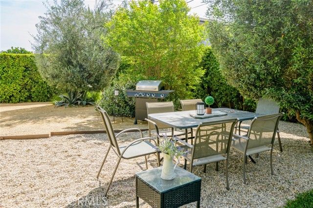 17256 Lemay, Los Angeles, CA 91406