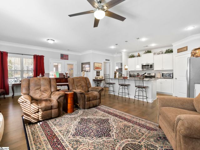 965 Deepwood Court, Boiling Springs, SC 29316