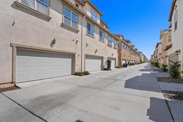 1360 Santa Victoria Rd 3, Chula Vista, CA 91913