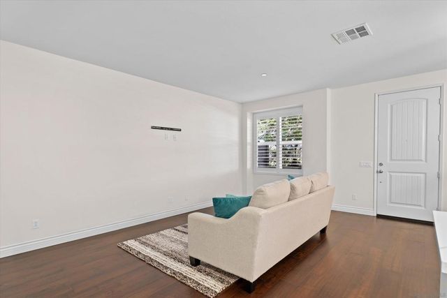 1360 Santa Victoria Rd 3, Chula Vista, CA 91913