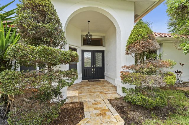 15591 Milan Court, Wellington, FL 33414