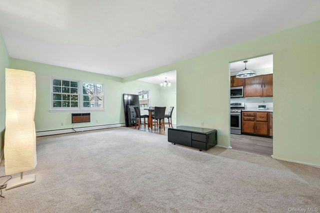 66 Parkside Drive 66, Suffern, NY 10901