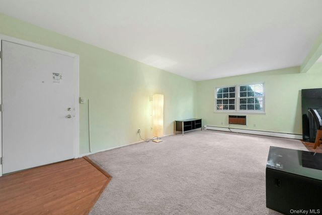 66 Parkside Drive 66, Suffern, NY 10901