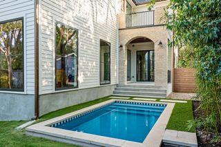 404 W 55th 1/2 ST, Austin, TX 78751