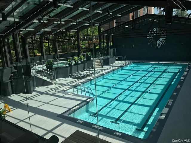4 Martine Avenue 1416, White Plains, NY 10606
