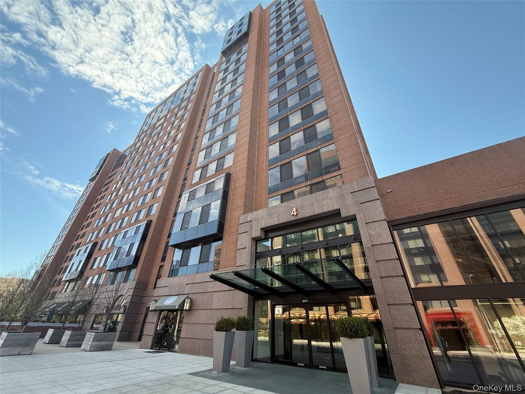 4 Martine Avenue 1416, White Plains, NY 10606