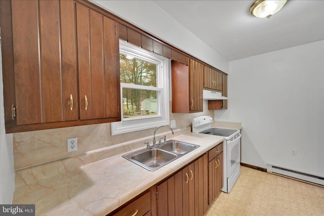 140 - 141 NAVAJO DR, Auburn, PA 17922