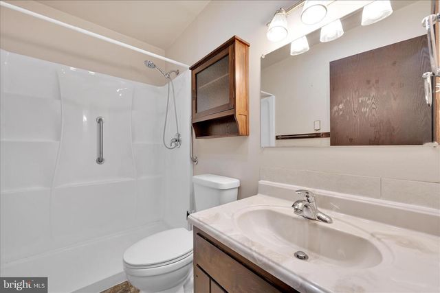 140 - 141 NAVAJO DR, Auburn, PA 17922