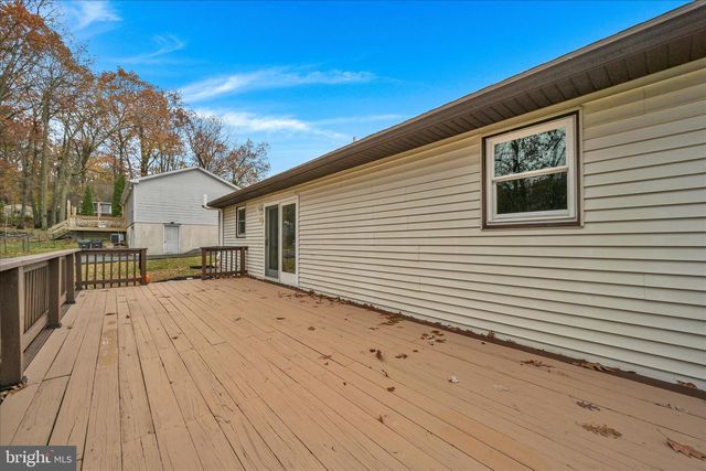 140 - 141 NAVAJO DR, Auburn, PA 17922