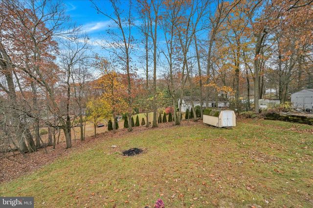 140 - 141 NAVAJO DR, Auburn, PA 17922