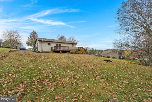 140 - 141 NAVAJO DR, Auburn, PA 17922