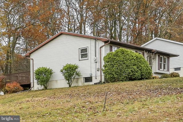 140 - 141 NAVAJO DR, Auburn, PA 17922