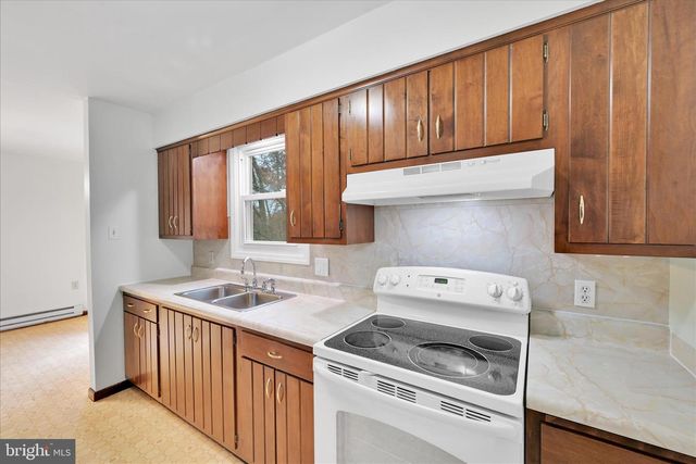 140 - 141 NAVAJO DR, Auburn, PA 17922