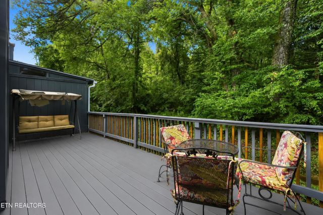 10464 Laura Lee Lane, Knoxville, TN 37922