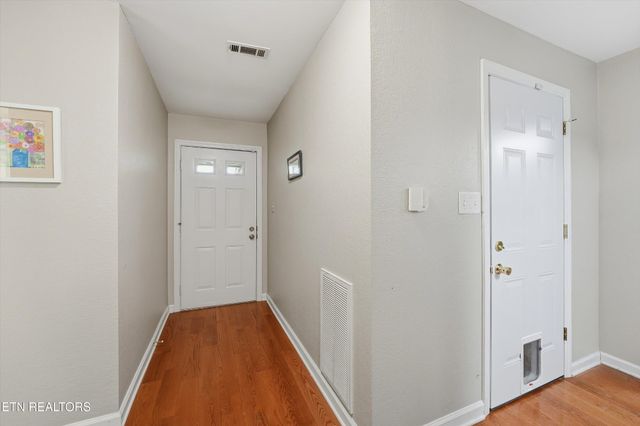 10464 Laura Lee Lane, Knoxville, TN 37922