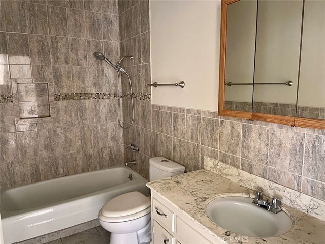 4215 W 130th, Hawthorne, CA 90250
