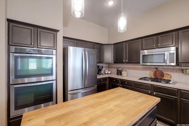 823 Peg Oak, San Antonio, TX 78258