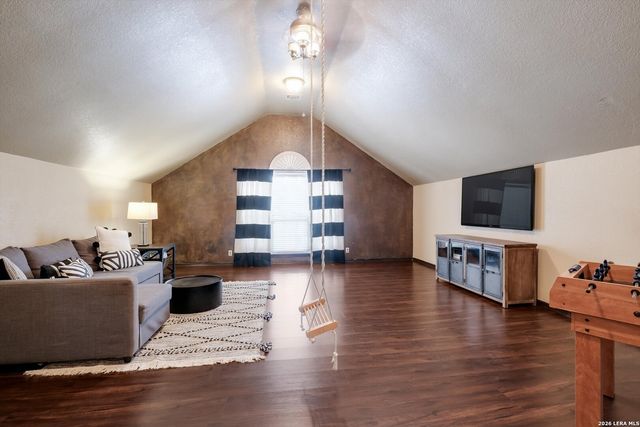 823 Peg Oak, San Antonio, TX 78258