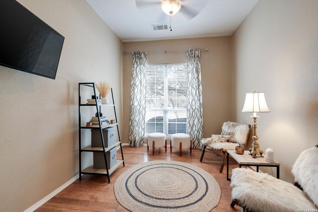 823 Peg Oak, San Antonio, TX 78258