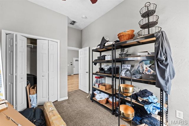 719 Centreville Avenue, Belleville, IL 62220