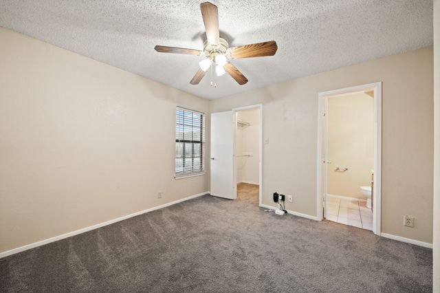 929 W Hickory Street A15, Denton, TX 76201