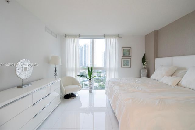200 Sunny Isles Boulevard 21101, Sunny Isles Beach, FL 33160
