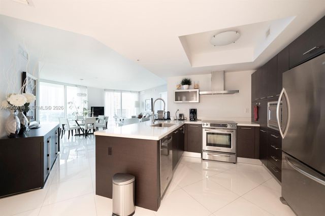 200 Sunny Isles Boulevard 21101, Sunny Isles Beach, FL 33160