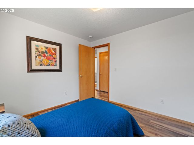 4708 Ne 132ND Pl, Vancouver, WA 98682