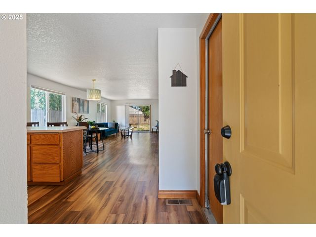 4708 Ne 132ND Pl, Vancouver, WA 98682
