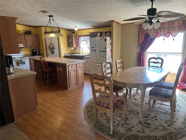 10595 Northlake Circle, Kemp, TX 75143