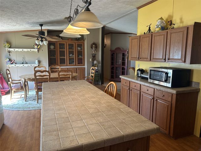 10595 Northlake Circle, Kemp, TX 75143