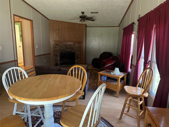 10595 Northlake Circle, Kemp, TX 75143