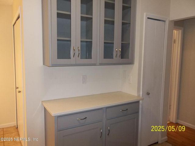 255 LEATHERLEAF Drive, Jacksonville, FL 32225