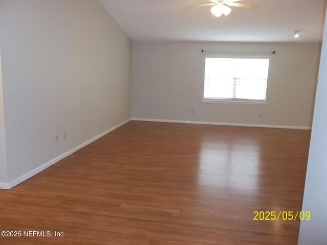 255 LEATHERLEAF Drive, Jacksonville, FL 32225