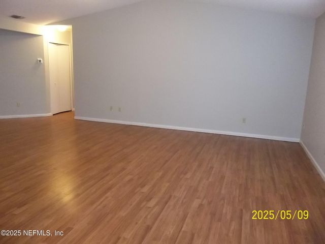 255 LEATHERLEAF Drive, Jacksonville, FL 32225