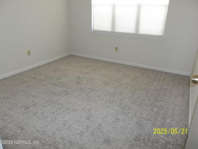 255 LEATHERLEAF Drive, Jacksonville, FL 32225