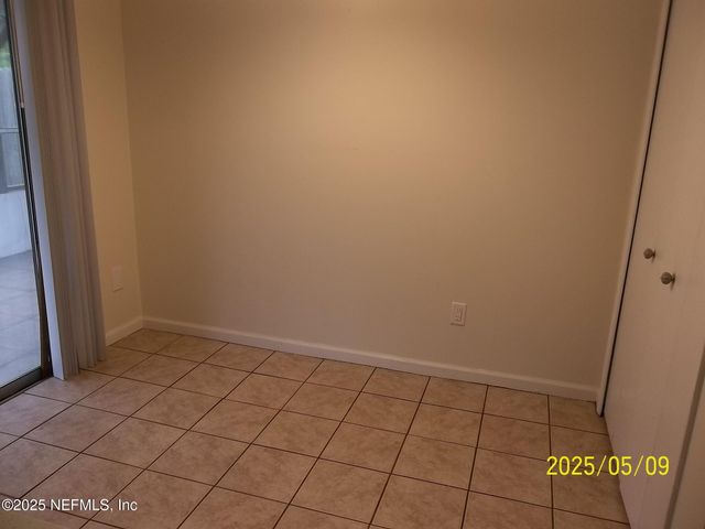 255 LEATHERLEAF Drive, Jacksonville, FL 32225