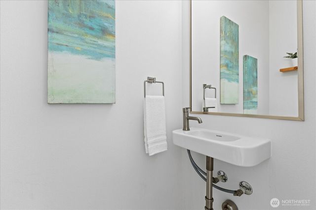15722 NE 14th Terrace, Bellevue, WA 98008