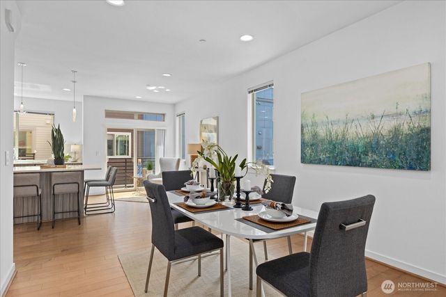 15722 NE 14th Terrace, Bellevue, WA 98008