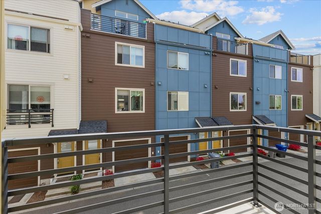15722 NE 14th Terrace, Bellevue, WA 98008