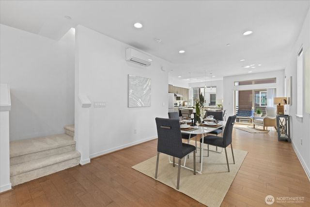15722 NE 14th Terrace, Bellevue, WA 98008