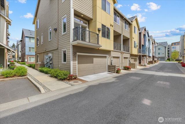15722 NE 14th Terrace, Bellevue, WA 98008